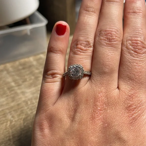 Silver CZ Diamond Studded Ring - Picture 5 of 8